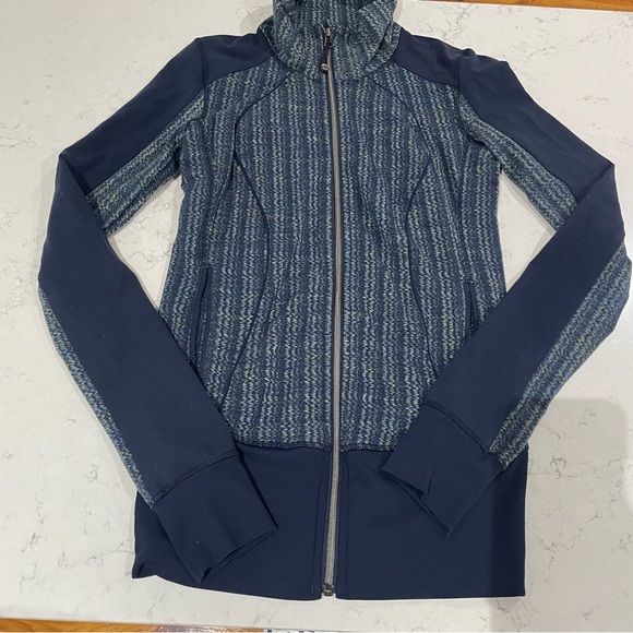 lululemon size 4 define jacket - Picture 1 of 2